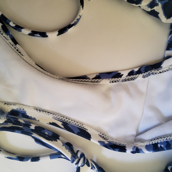 Calme By Johnny Was Blue Tiger String Bikini Swimsut Bottom Sizs S New - Picture 16 of 16